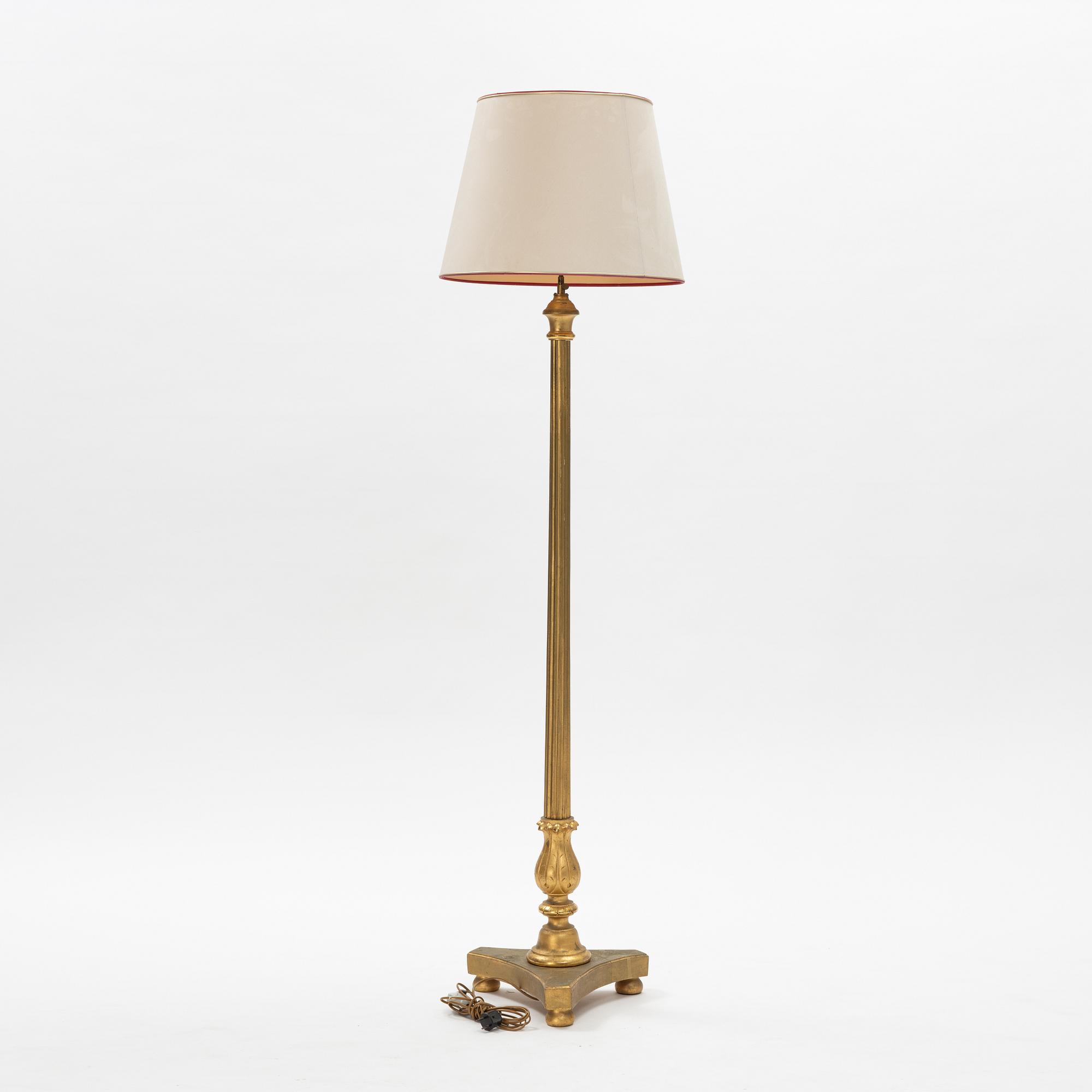 Golvlampa, 1900-talets första del.