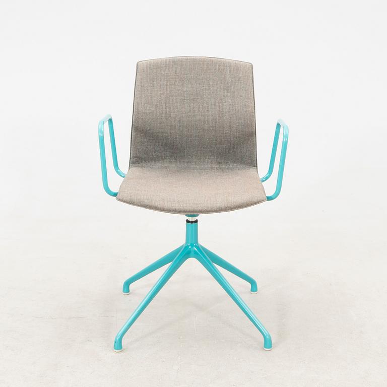 Desk Chair "Gorka Swivel" Akaba.