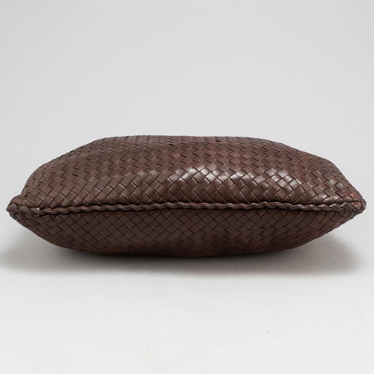 BOTTEGA VENETA, a brown leather Hobo bag.