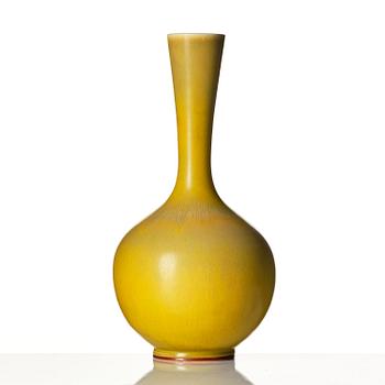 Berndt Friberg, a stoneware vase, Gustavsberg Studio, Sweden 1965.