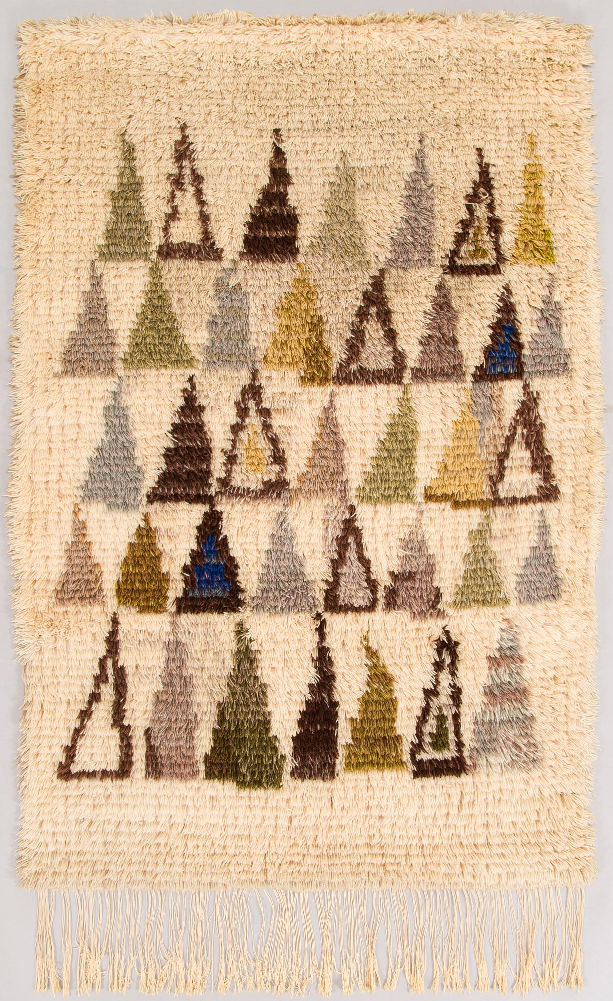 Maija Kolsi-Mäkelä, rya, för Helmi Vuorelma. Ca 150 x105 cm.