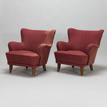 Ilmari Lappalainen, a pair of mid-20th-century 'Laila' armchairs for Asko, Finland.