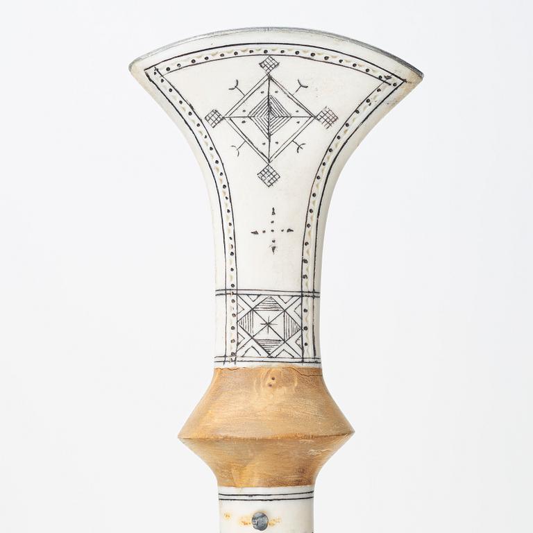 Calle Gran, stick, signed.