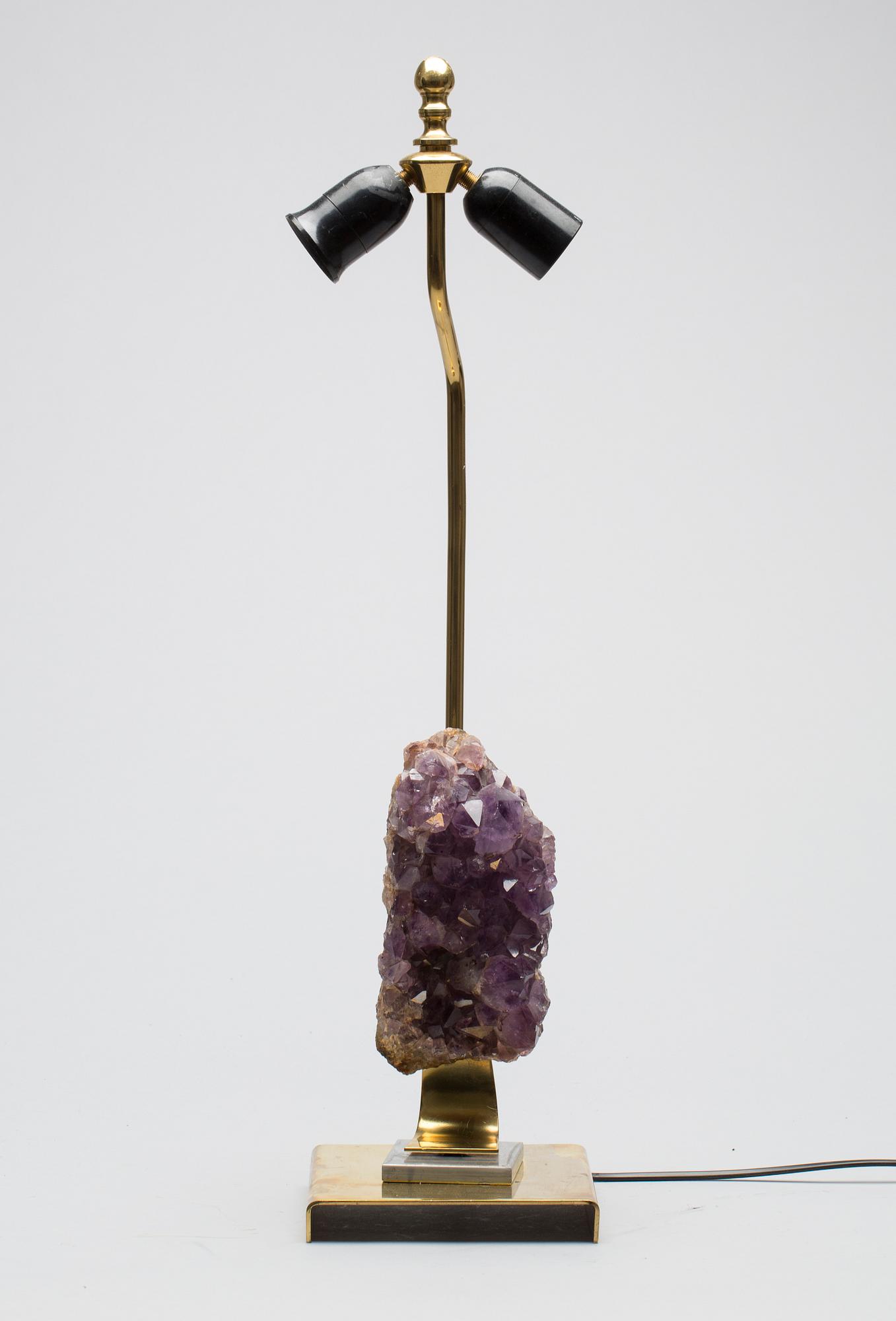 BORDSLAMPA, 1900-talets andra hälft.