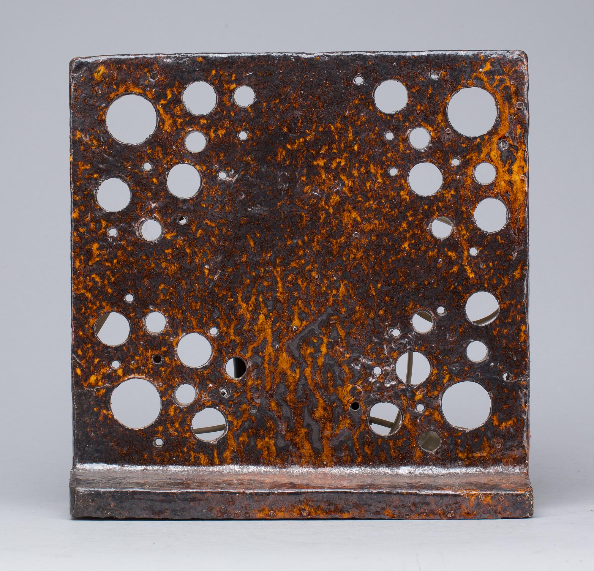 BORDS/VÄGGLAMPA, keramik,1960-70-tal.