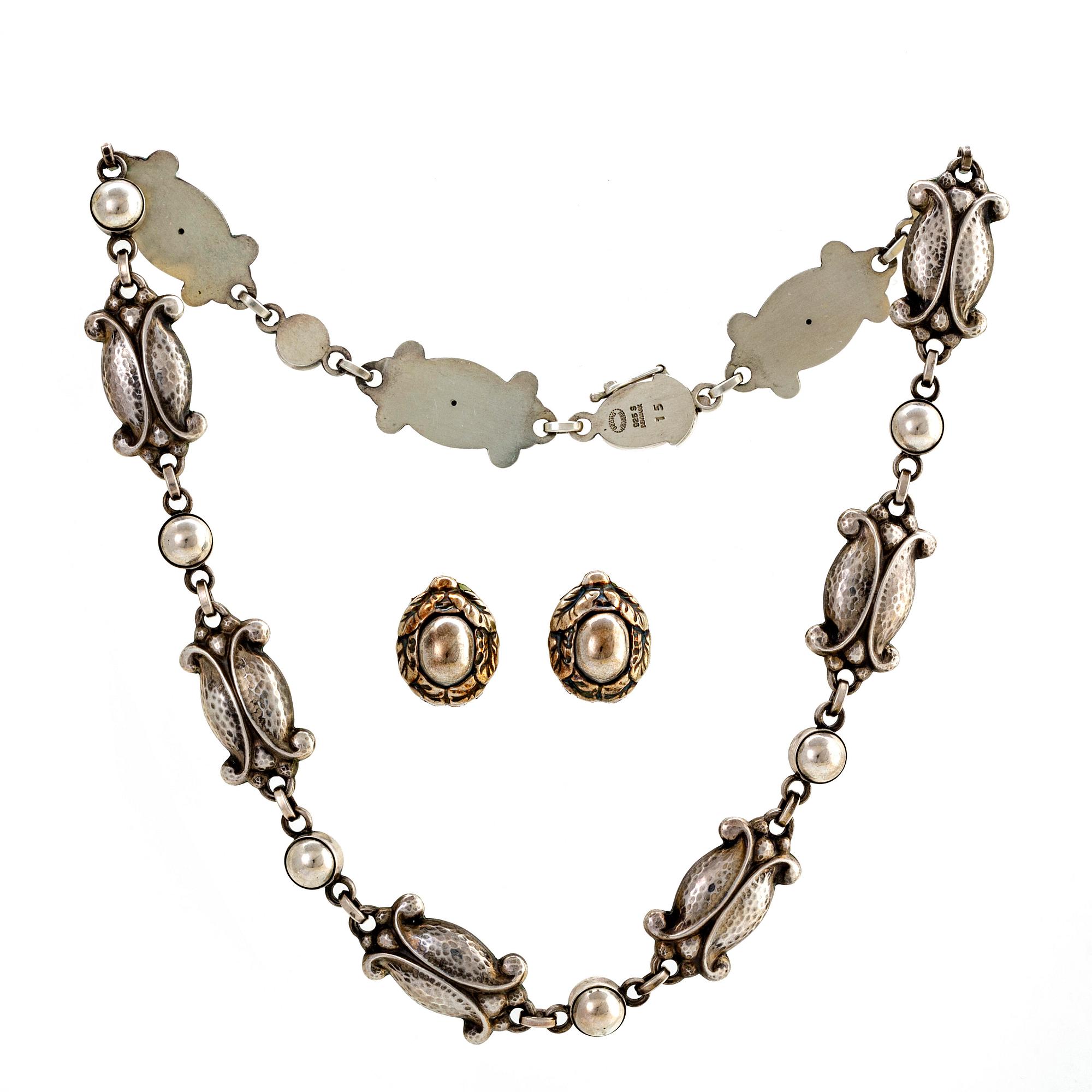 Georg Jensen, halsband och örhängen ett par silver design nr 15.