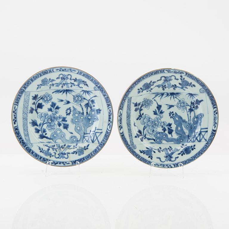 Fat, 2st  Kina 1700-tal porslin.