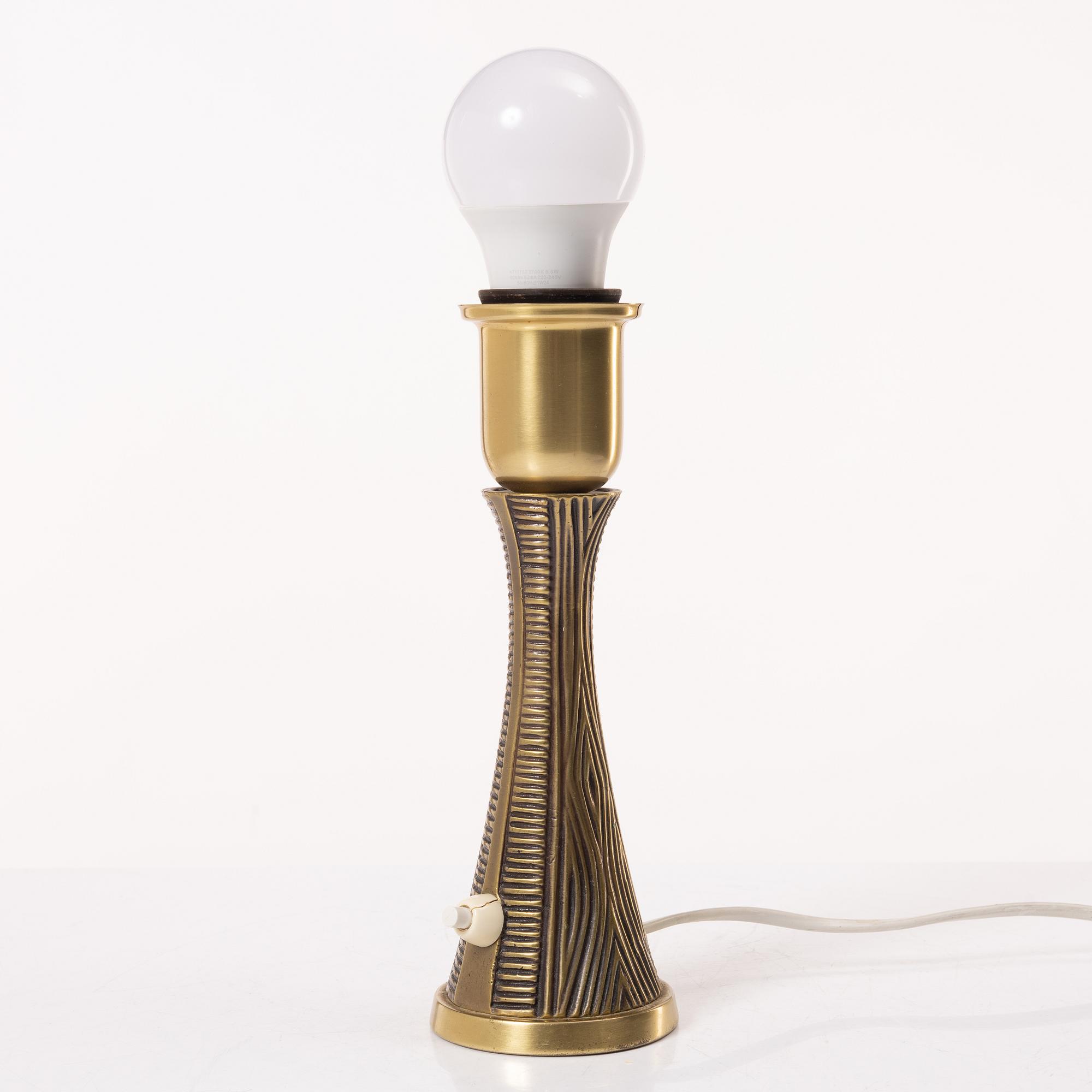 A model E 1142 table lamp, Asea, mid 20th century.
