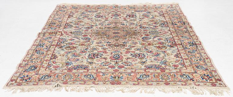 Carpet, Kirman Old, approx. 300 x 208 cm.