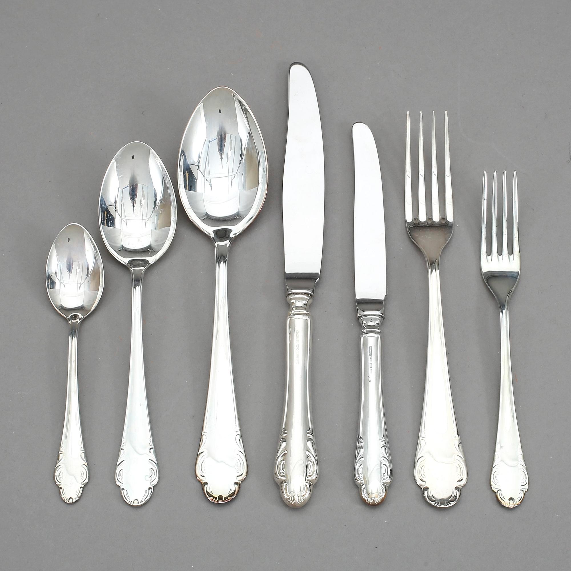 BESTICKSERVIS, 53 delar, silver, mestadels Mema, Lidköpning. Tot vikt Ca 2213 gram.