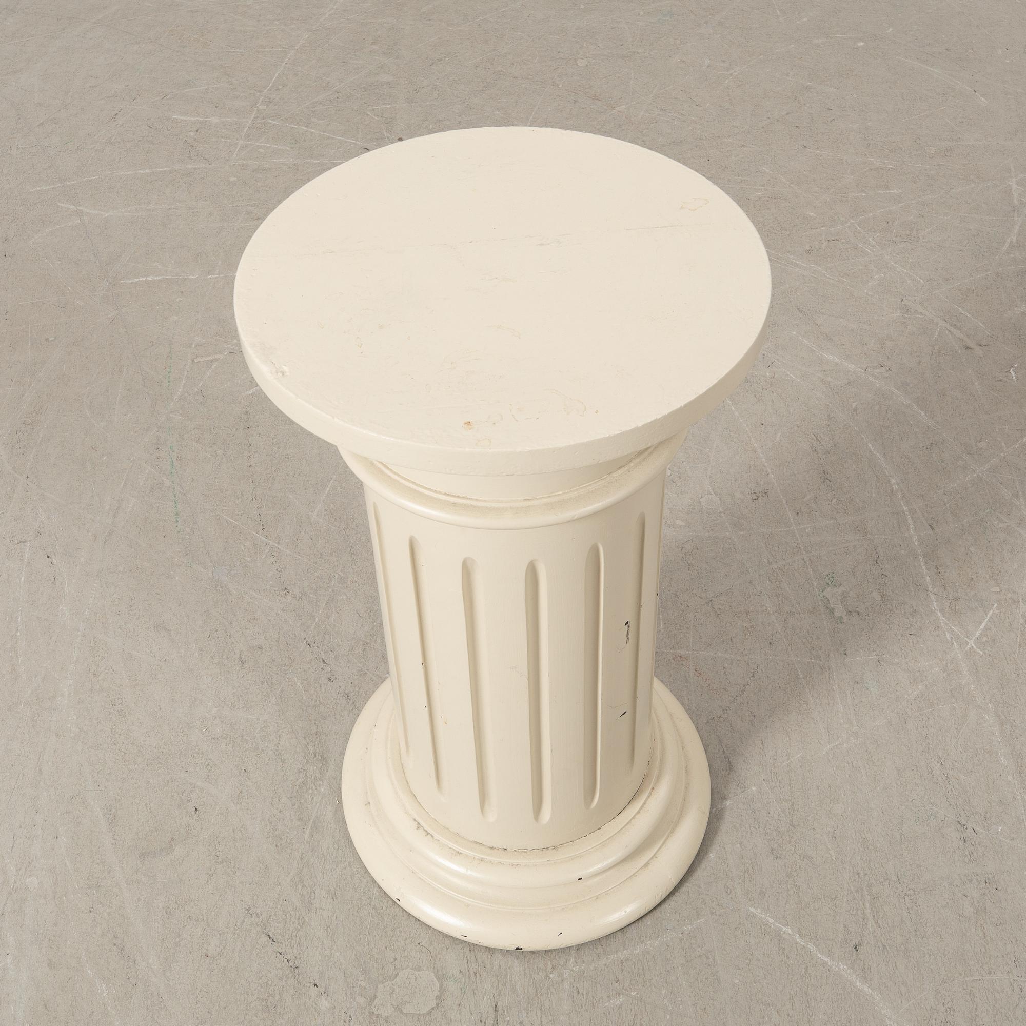 Pedestal, first half of the 20th century.
