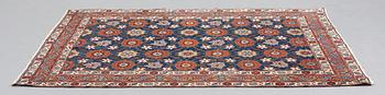 MATTA, semiantik Persisk med Veramin-mönster, ca 199,5 x 150,5-153 cm.