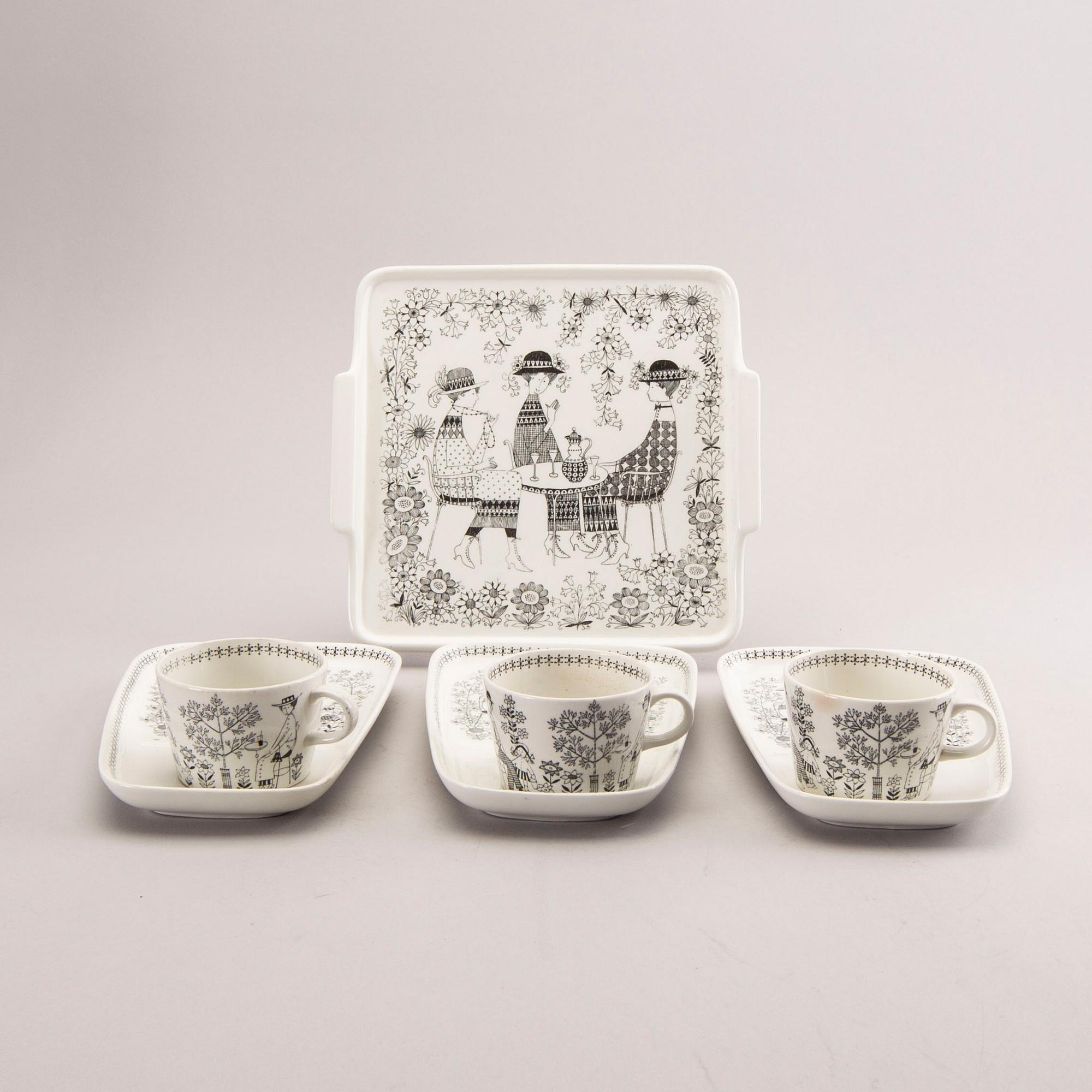 Kaj Frank & Raija Uosikkinen,  eour pcs of Emilia porcelain service from Arabia around 1960.