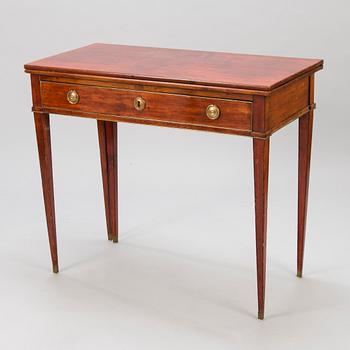 CARD TABLE, 19th century.