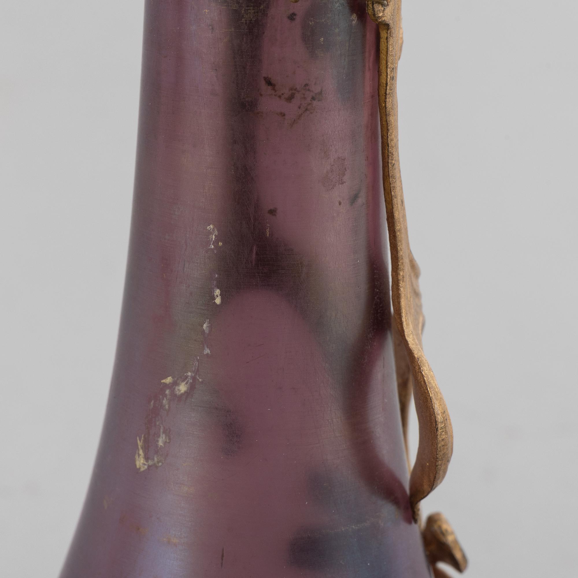 A pair of Art Nouveau glass vases, early 20th Century.