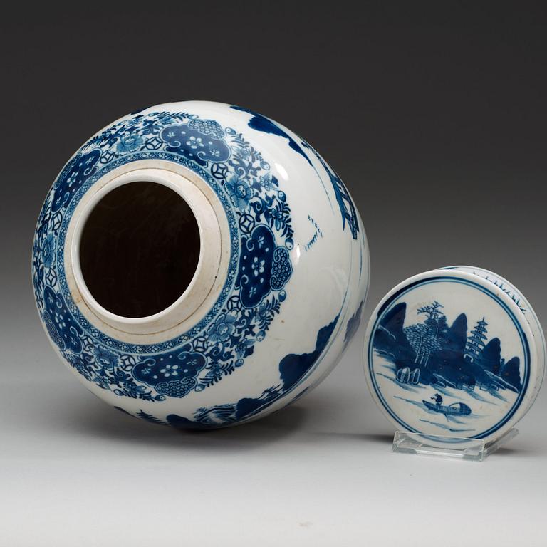 A blue and white jar with cover, Qing dynasty, Jiaqing (1796-1820).