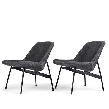 466. Hans Harald Molander, a pair of easy chairs, Nordiska Kompaniet, Sweden 1950s.