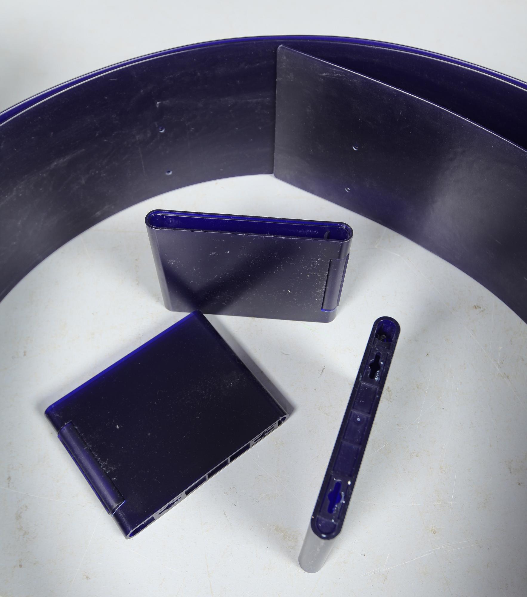 BOKHYLLA, "Bookworm", Ron Arad för Kartell, formgiven 1994.