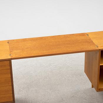A teak veneered sideboard, 1950's/1960's.
