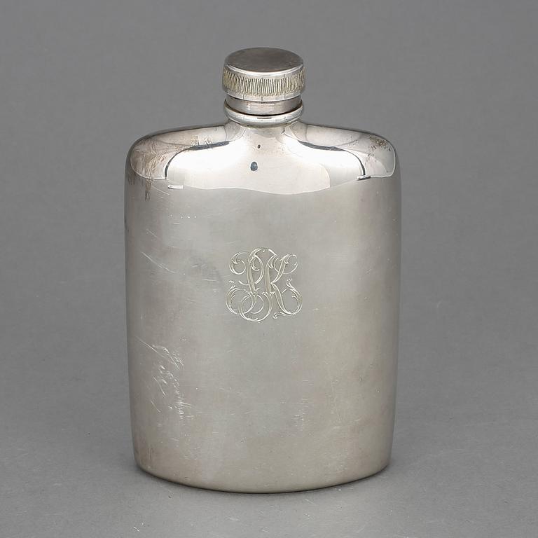 PLUNTA, silver, svenska importstämplar. 1900-talets mitt. Vikt ca 295 gram.