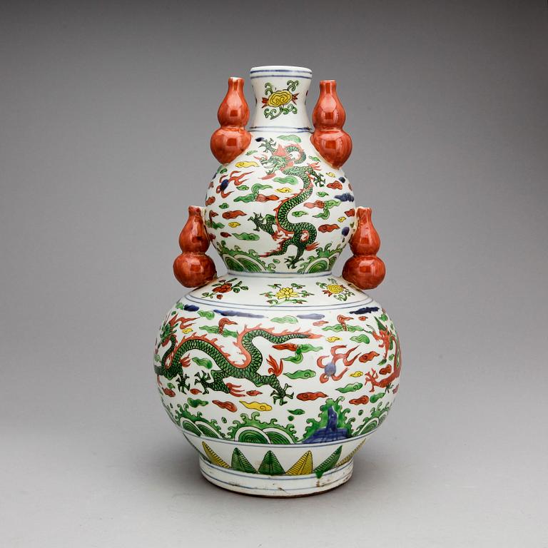 VAS, porslin, Kina, modern tillverkning.