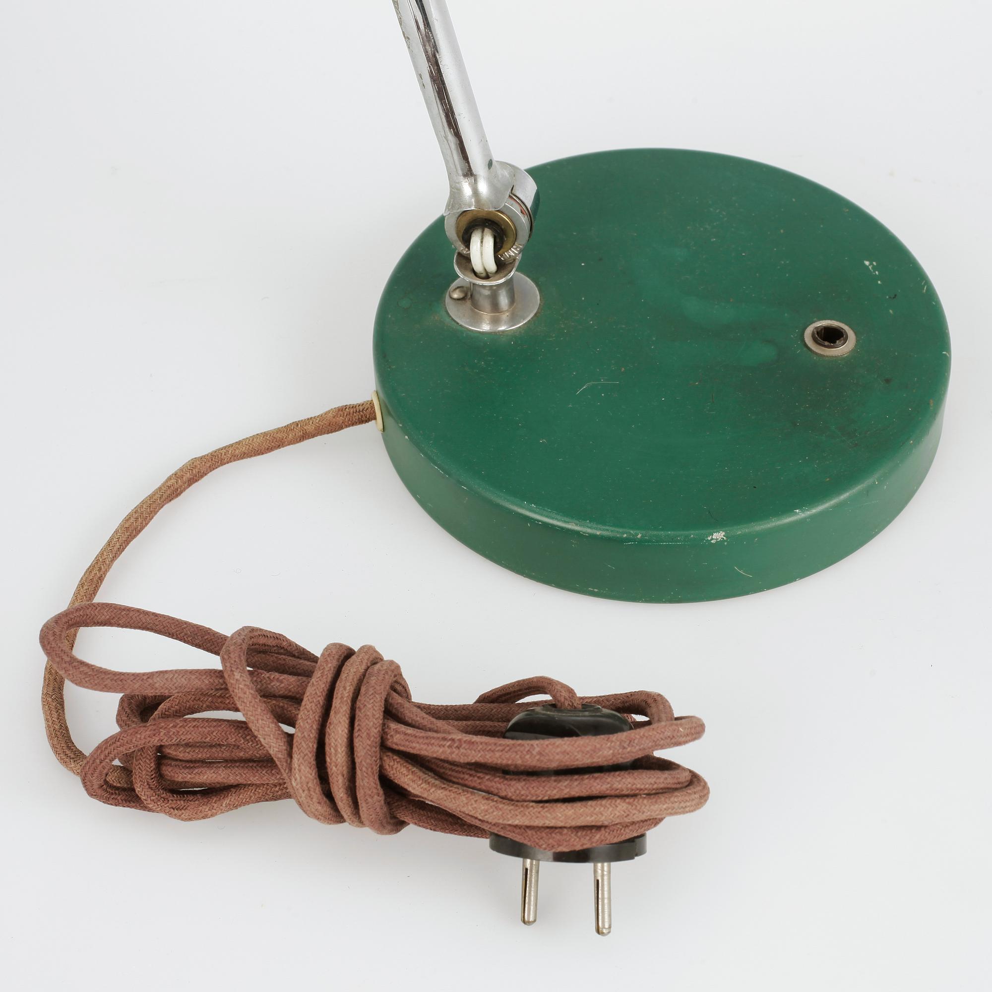 BORDSLAMPA, 1900-talets första hälft.