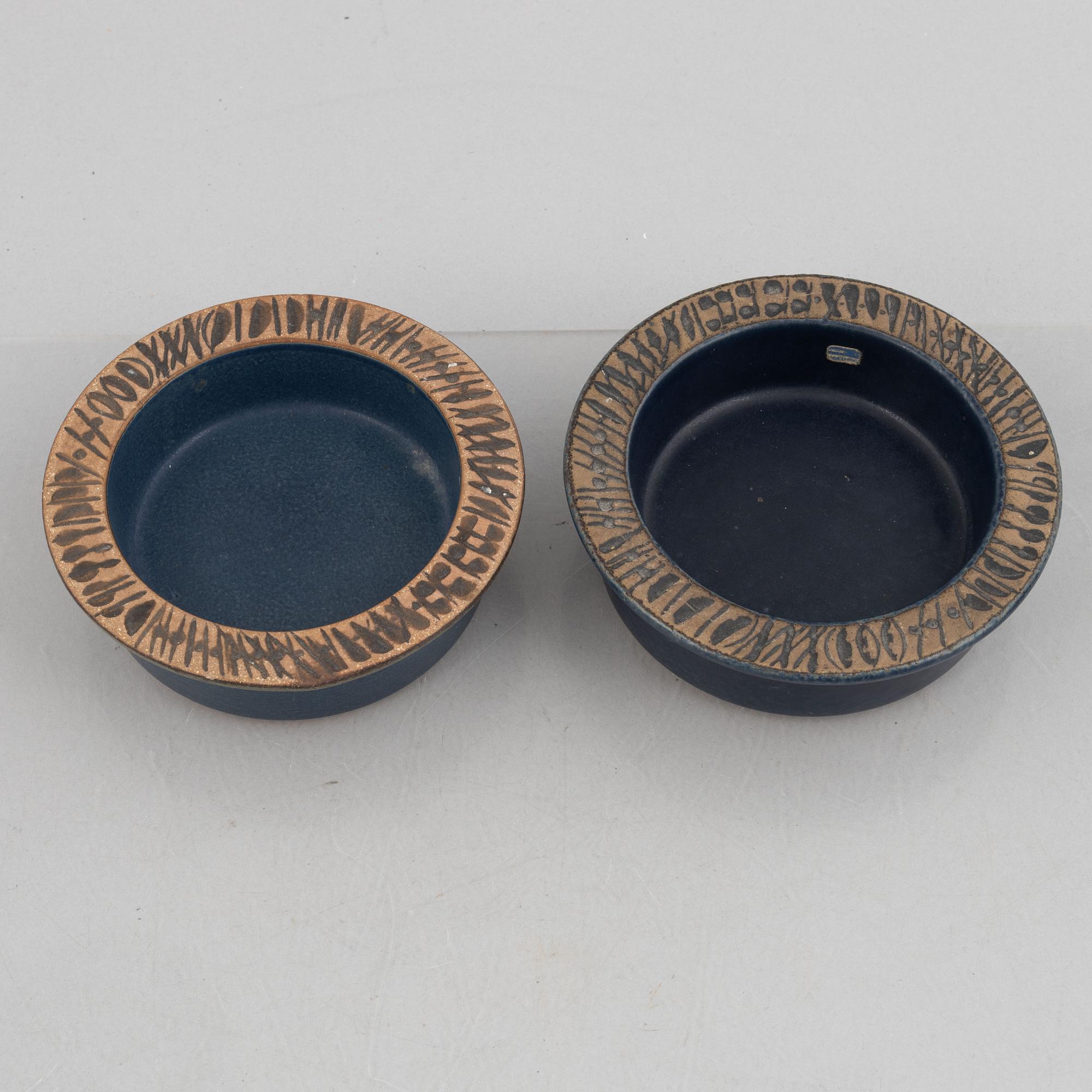 Lisa Larson, vaser, ett par och skålar, ett par, "Granada", Gustavsberg.