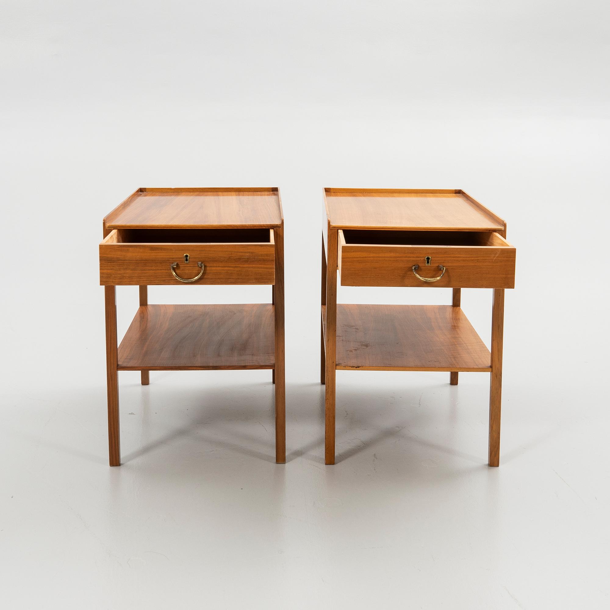 Josef Frank, bedside tables, a pair, model 914, Svenskt Tenn.