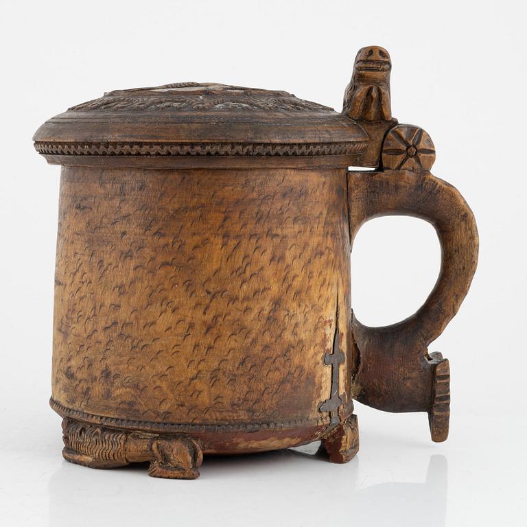 A birch tankard, Norway, end of the 18th Century.