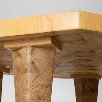 Coffee table, late 20th century.