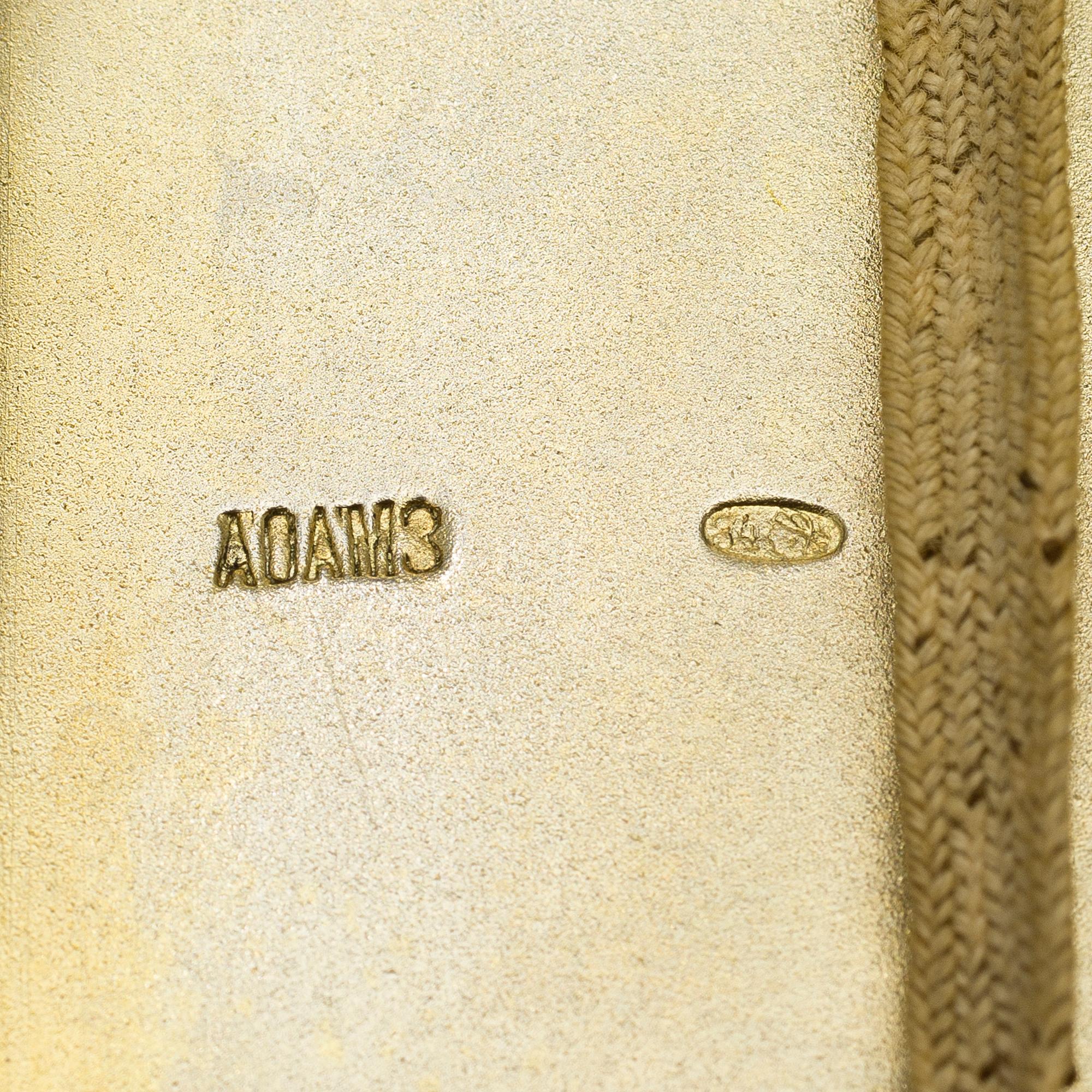 SAVUKERASIA, hopeaa, Venäjä 1900-luvun alku, leimattu AOAM3. Paino 188 g.