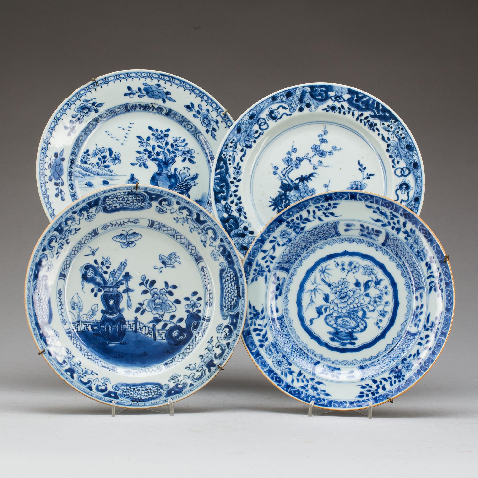 TALLRIKAR, 3+1 st, porslin, Kina, Qianlong (1736-1795).