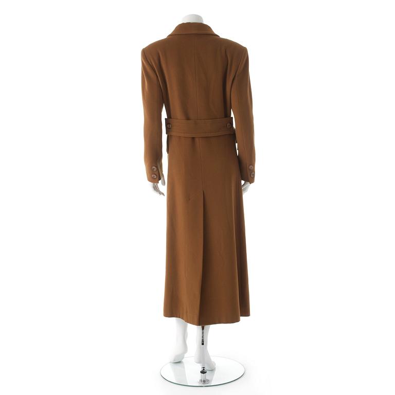 GUY LAROCHE, a camelbrown wool coat.