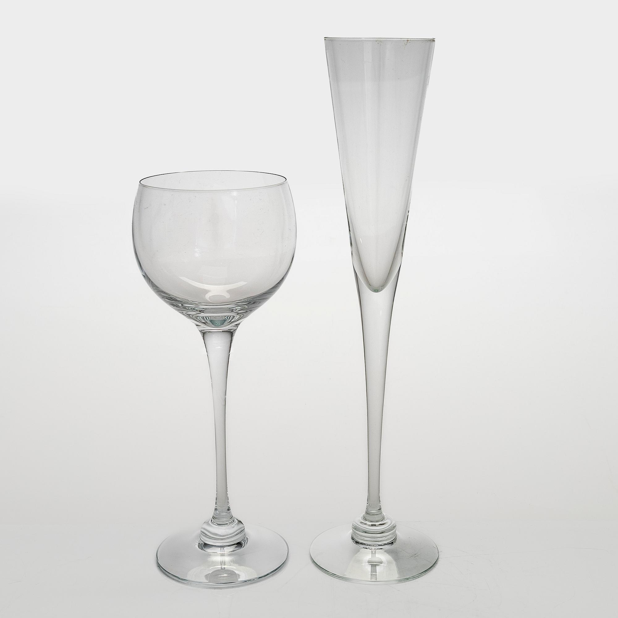 Heikki Orvola, dricksglas, 14 st, "Aurora", Nuutajärvi Notsjö 1900-talets slut. Modellen formgiven 1972.