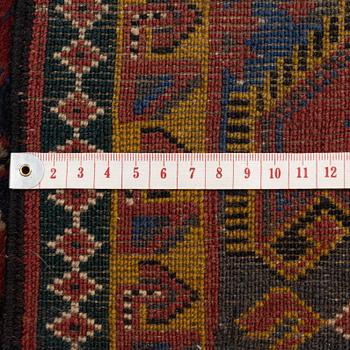 A runner carpet, Beshir, approx. 287 x 84 cm.