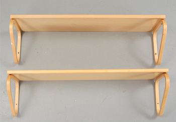 HYLLOR, ett par, Alvar Aalto. Artek.