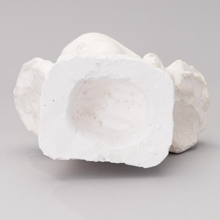sculpture, cast by Visavuori museum, plaster, signed.