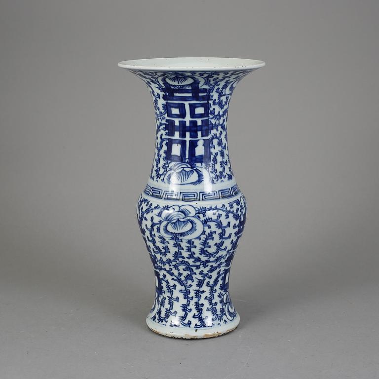 VAS, porslin, Kina, 1800-tal.