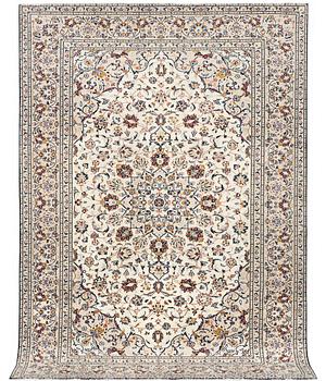 Matta, Keshan, ca 296 x 193 cm.