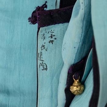 A Chinese silk and velvet robe, late Qing/early 20th century.