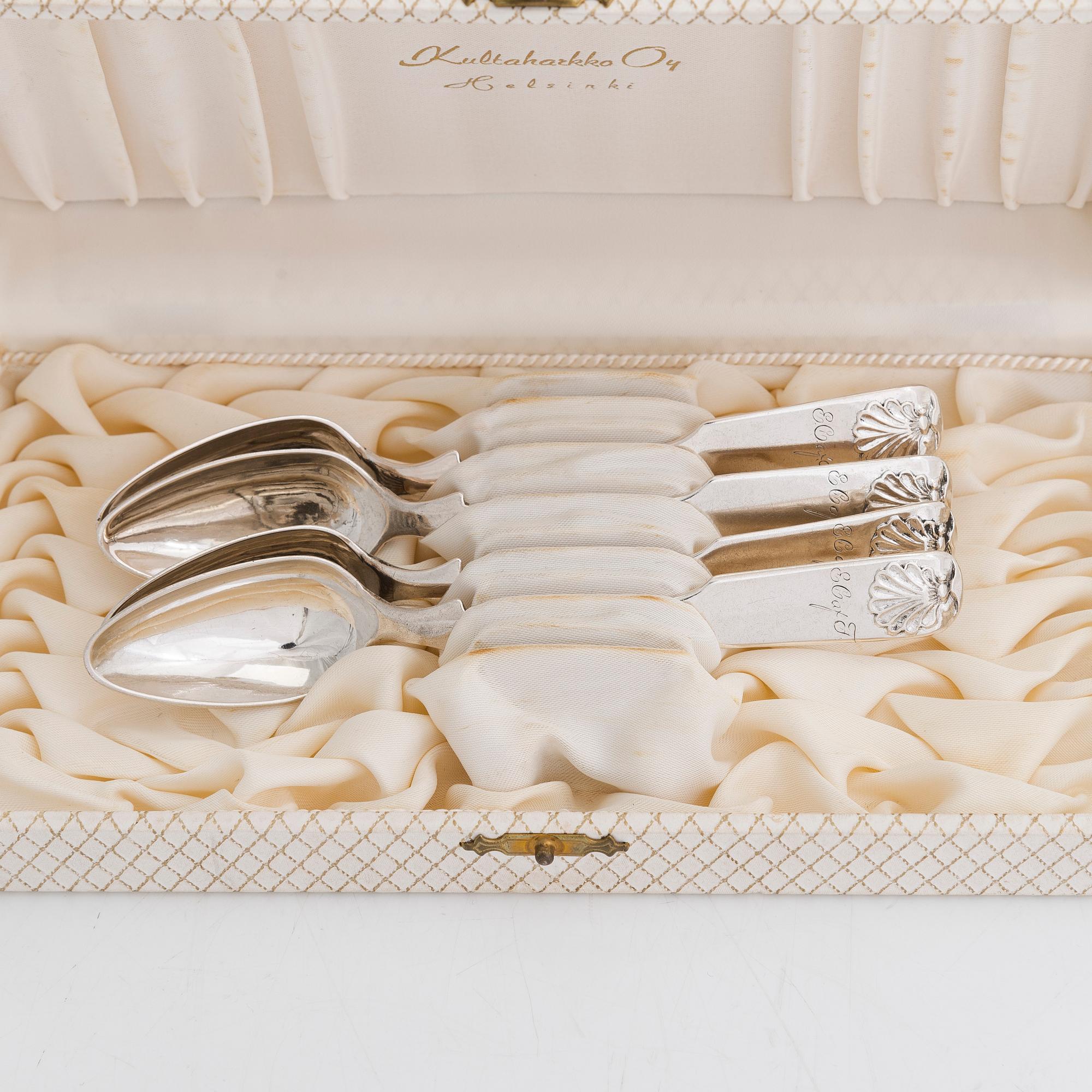 Fredrik Tiander, a 19-piece set of silver cutlery, Lovisa Finland 1838, engraved EG af F for Edvard Gustaf af Forselles.