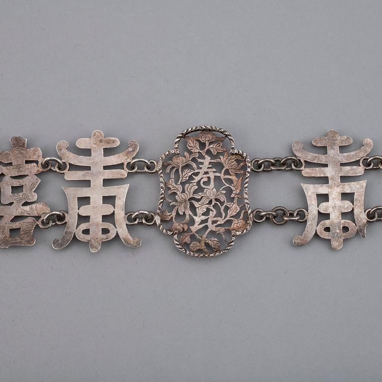 BÄLTE, silver. Kina,  Luen Hing, Shanghai, circa 1875-1930.