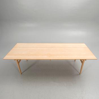 Hans J. Wegner, Matbord, "CH327", 2000-tal.