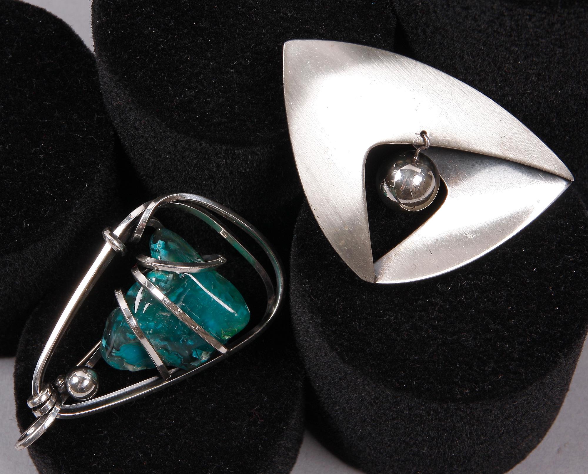 BROSCHER, 2 st, silver, Sterling.