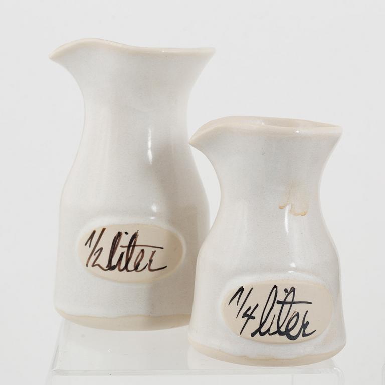 Birgitta Watz, 14 pieces of stoneware, all signed.