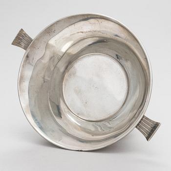 Paavo Tynell, a 1930's bowl for Taito.