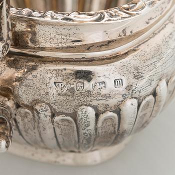 Sokerikko ja kermakko sekä suolakko, sterlinghopeaa, Englanti 1906-1912.