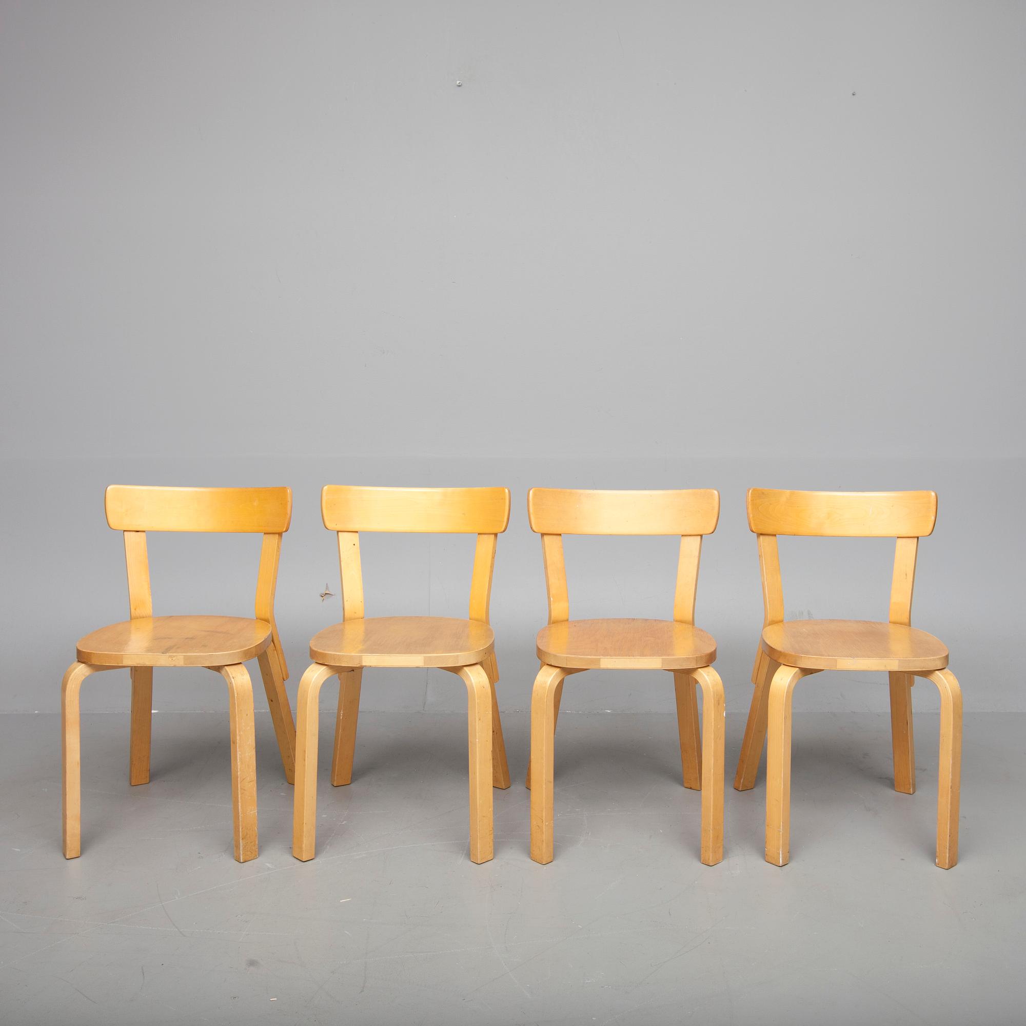 STOLAR, 4 st, modell 69, Alvar Aalto, Artek. Formgiven 1935.