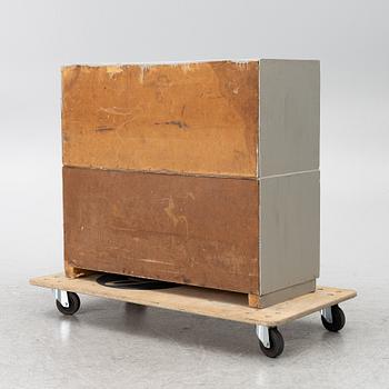 A drawer unit, first half of the 20th Century.