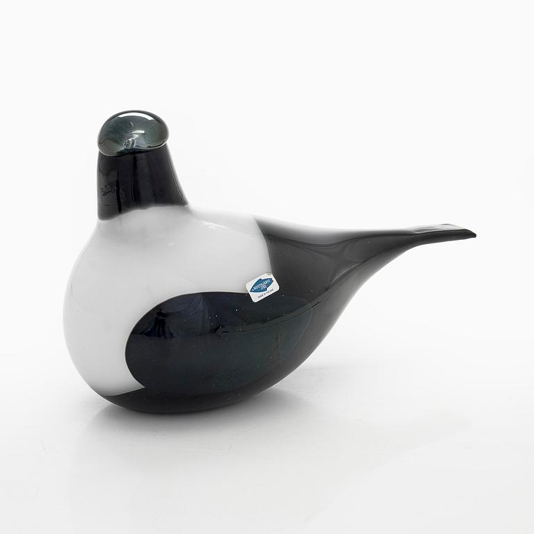 Oiva Toikka, a glass bird, signed O. Toikka Nuutajärvi.